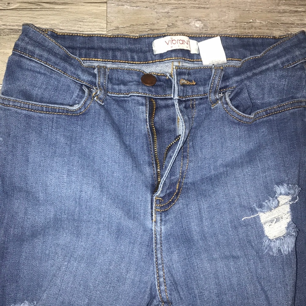 Jean - Picture 2 of 5